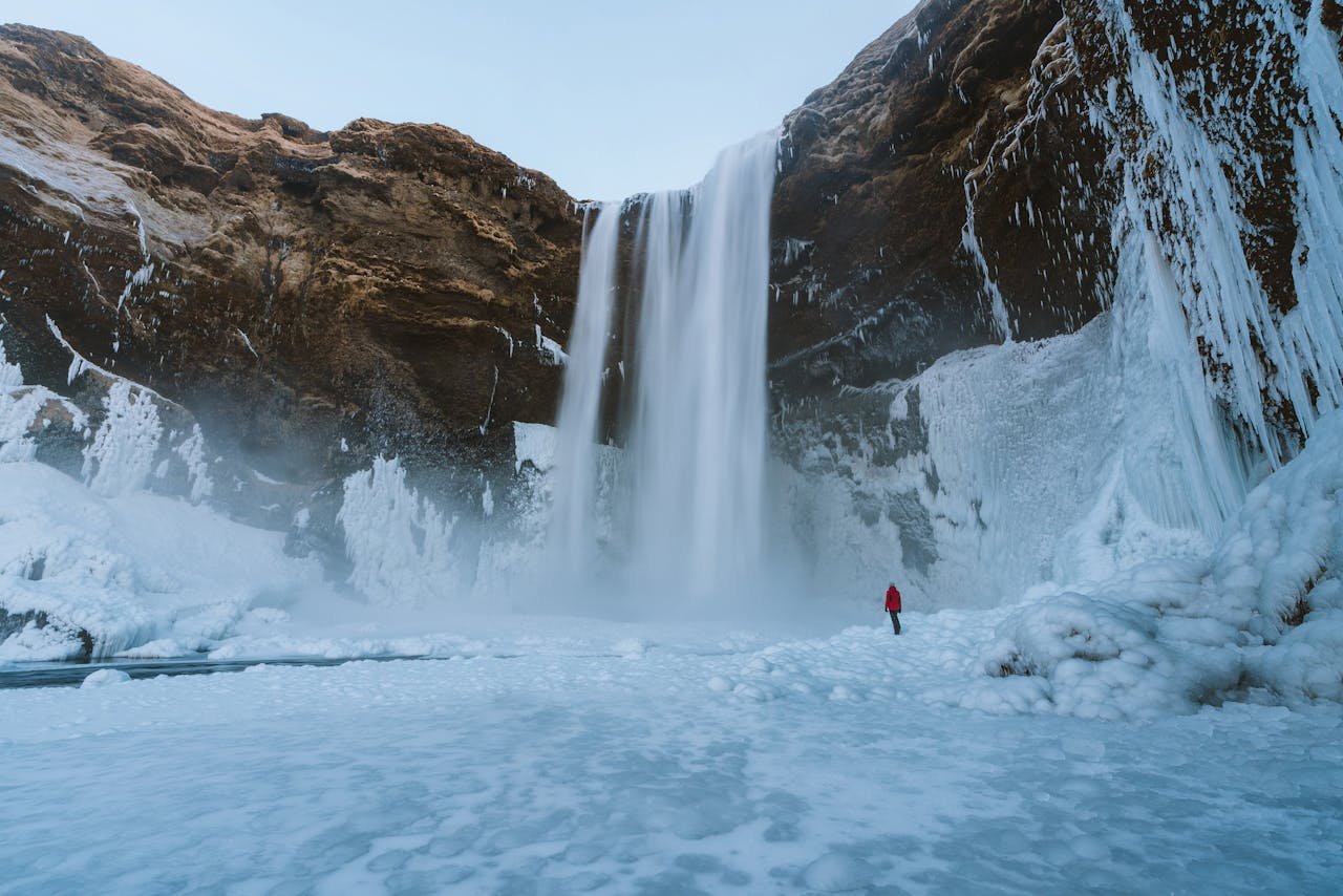 Discover Iceland's Untamed Beauty: A Camping Guide