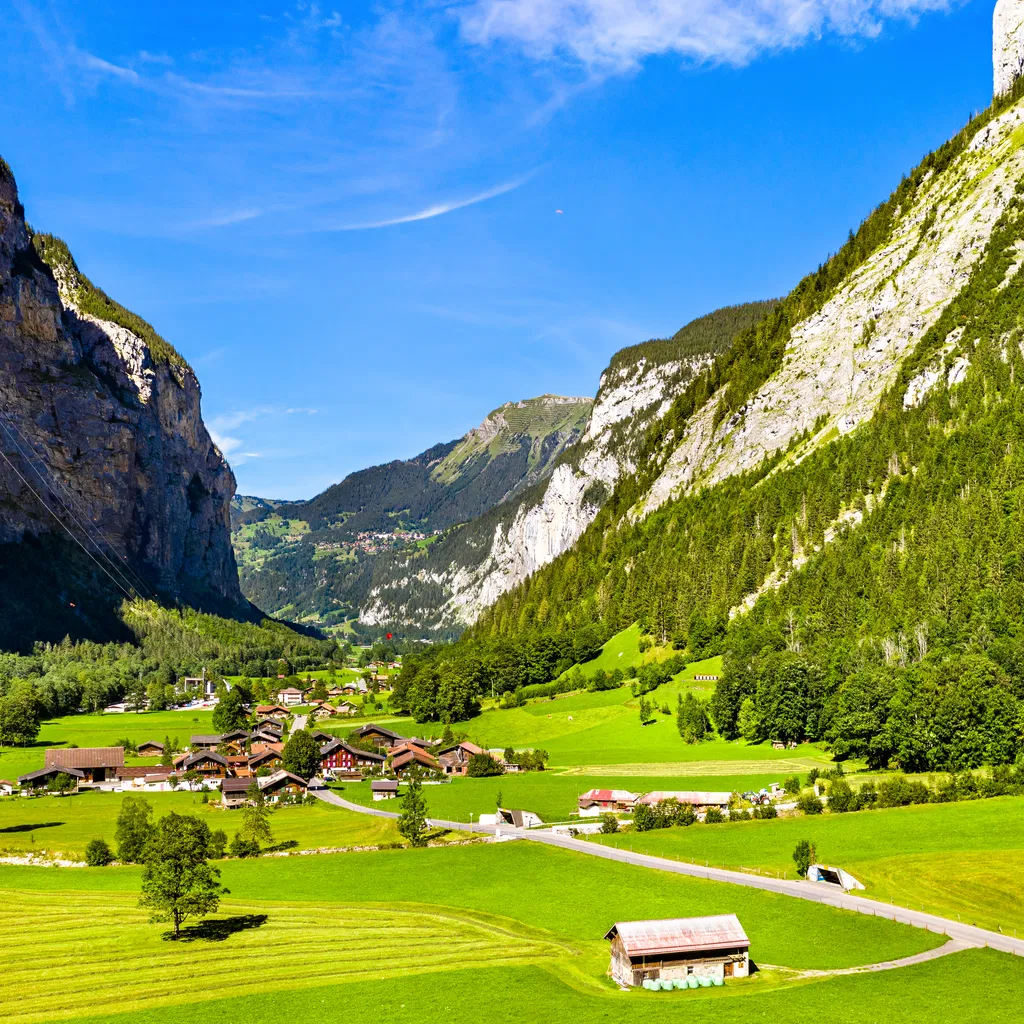 Seasonal and Entry-Level Work in Switzerland: How Housing Changes Everything